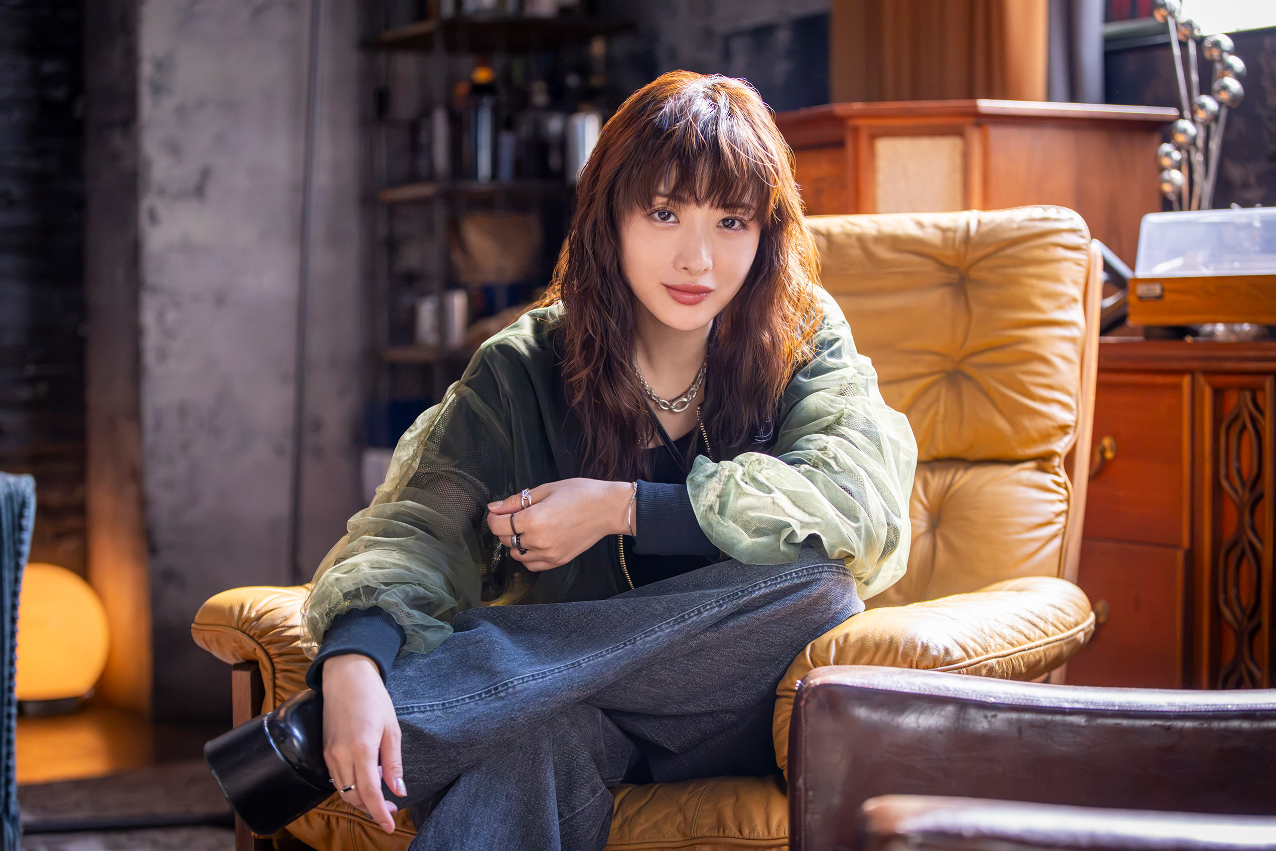 主演・石原さとみ×脚本・野木亜紀子！女ルパンが盗み出すのはとりわけダークな政治の金――政界を舞台にした怪盗エンターテインメント誕生『ポリティカルパン』