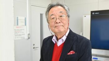 31年目でも演出は変えない『明石家サンタ』三宅恵介Dが守る「予定“不調和”の笑い」