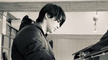 「心が洗われる」横浜流星 貴重なピアノ演奏の様子を公開！なめらかな指使いで奏でる優しい音色に「感動が止まらない」