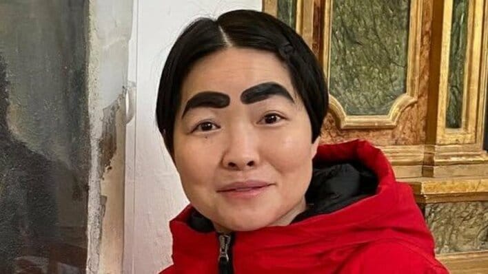 【画像】「忙しいのに凄い」イモトアヤコが披露したぜいたく手巻き寿司やケーキなどのクリスマスメニューを見る