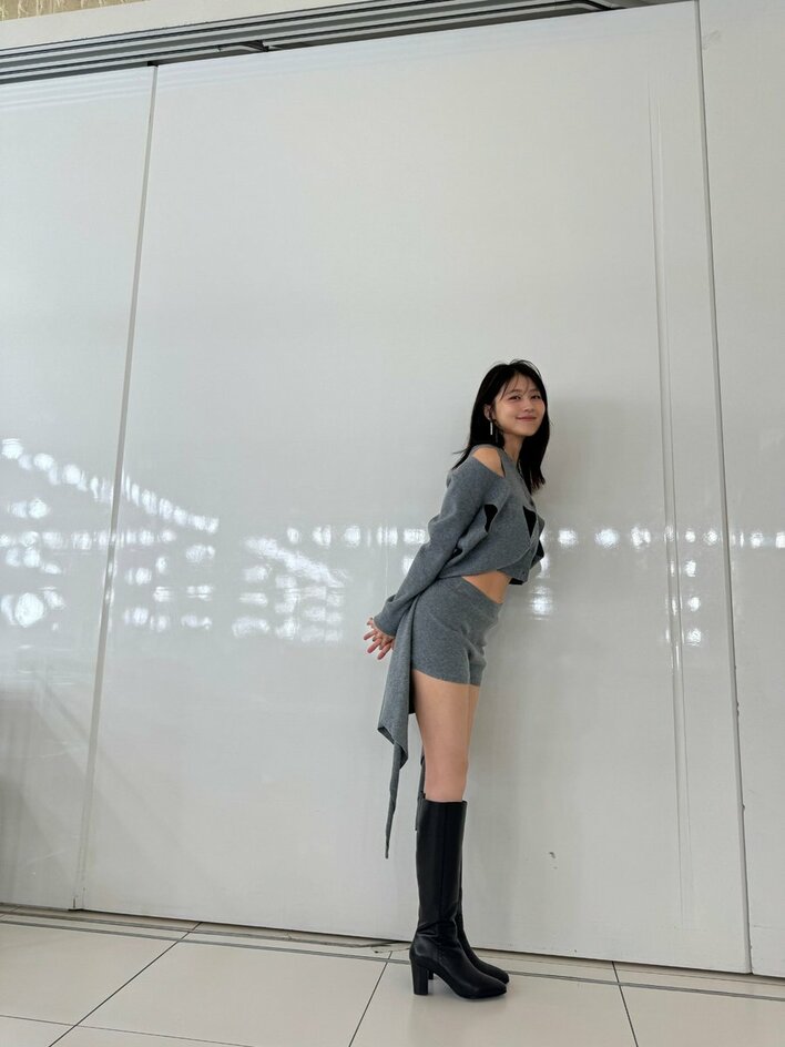 有村架純　等身大パネル　約170cm 有村架純 脚線美際立つコーデでおなかチラ見せ！キュートなポーズを