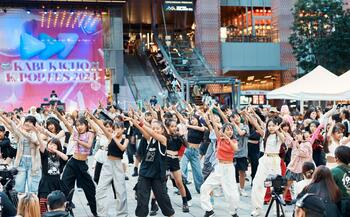 【イベントレポート】新宿・歌舞伎町で、ダンスやパルクール鬼ごっこなど夏休み中の子供たち向けのイベントを開催しました