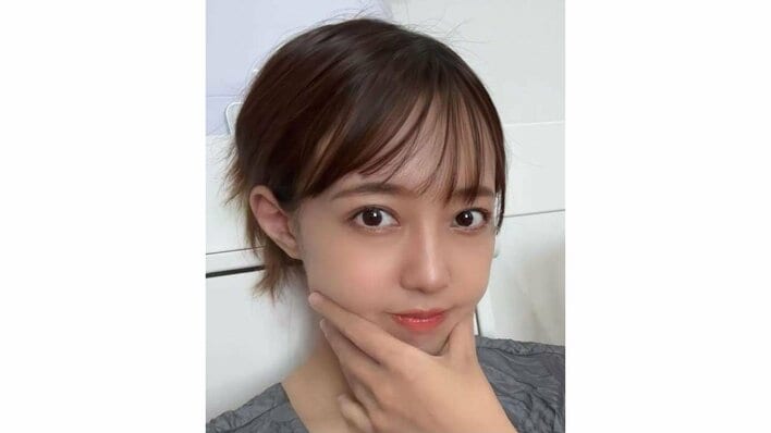 【画像15枚】「甘えん坊モード」川崎希 生後1カ月を迎えた次女の幸せそうに眠る様子やぱっちりおめめの愛嬌ショットを見る