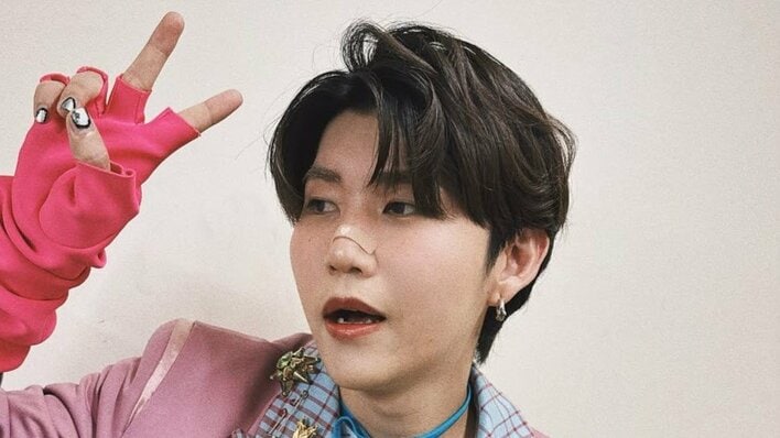 ミセス若井滉斗 幼少期写真のプリントケーキで29歳誕生日を報告！やんちゃに笑う愛らしいショットに反響「めちゃくちゃかわいい」