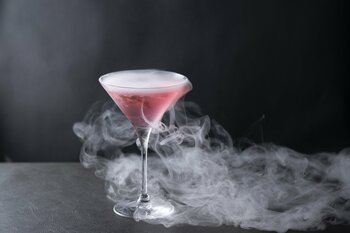 【ANAクラウンプラザホテルグランコート名古屋】30Fバー「スターゲイト」シグネチャーカクテル＆フードを提供開始