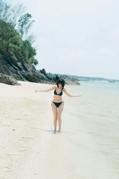 原菜乃華 1st写真集で大胆水着を披露「できるだけ素に近いナチュラルな