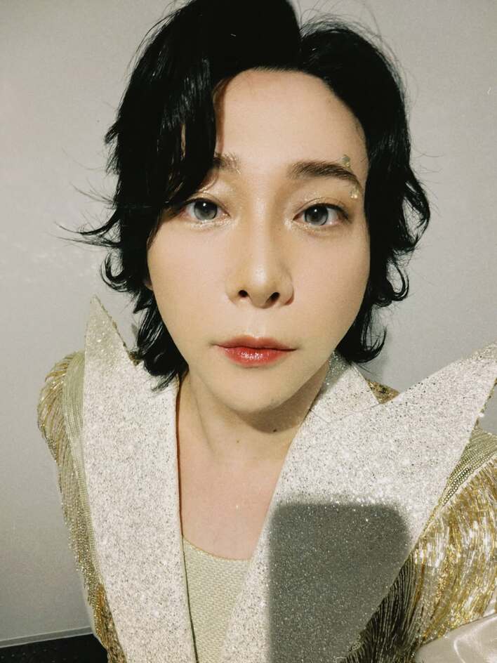 ミセス・大森元貴 “お宝写真”を大公開！楽曲制作の雰囲気漂う作業部屋