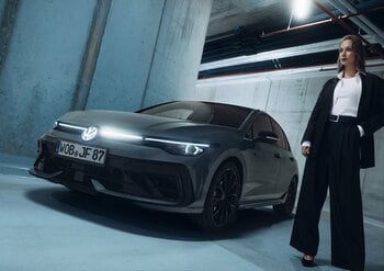 フォルクスワーゲン 限定車「Golf R Black Edition II」を販売開始