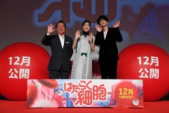 永野芽郁「きっと最初で最後の赤血球役」映画『はたらく細胞』でW主演の白血球役・佐藤健に「横を見たら真っ白な健さん」に笑い止まらず