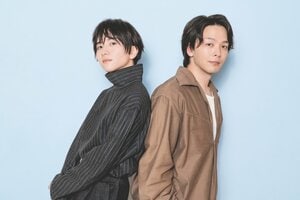 板垣李光人＆中村倫也、初共演の印象は「フラットな方」「かわいくていい子」三等身キャラで凄惨な戦争を描く映画『ペリリュー －楽園のゲルニカ－』