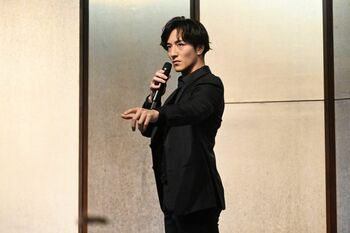 大貫勇輔“北斗百裂拳”＆名ゼリフも！「北斗の拳」ミュージカルナンバーを披露