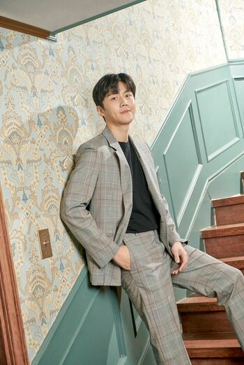 キム・ソノ、彼女を抱き締める撮影で「赤面してしまった」エピソード語る