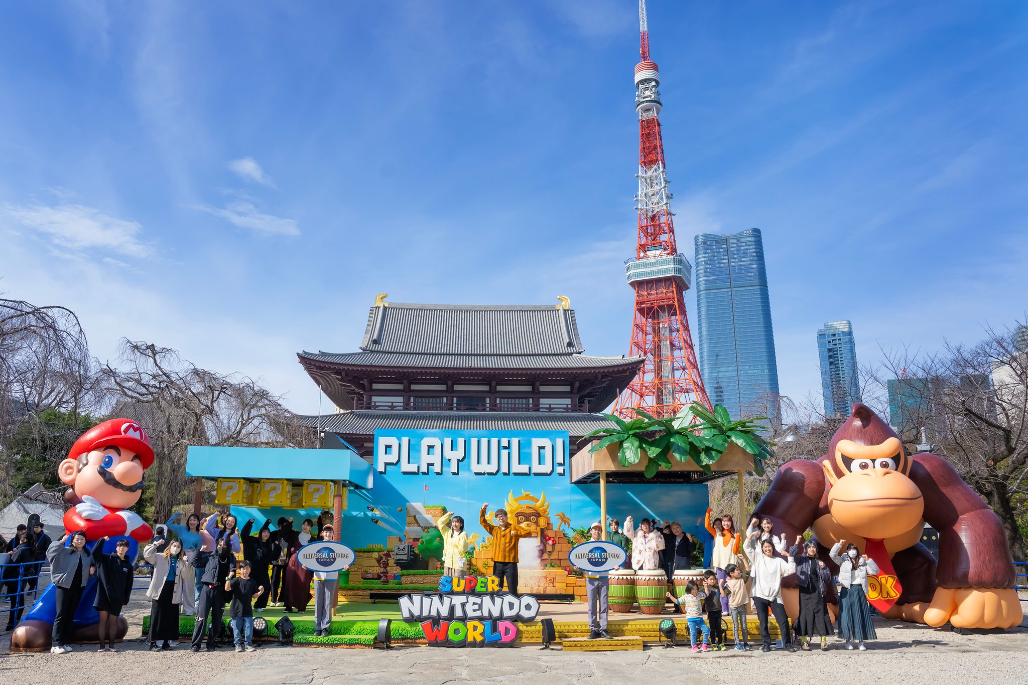 HIKAKINと山之内すずが大興奮！東京・増上寺でUSJ「ドンキーコング