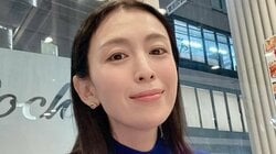 「速攻で土下座するやつ！」雛形あきこ 自宅の階段で聖剣構える衝撃のパジャマ姿を披露！仁王立ちのただならぬオーラに「絶対に勝てない相手」と反響