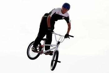 【パリ五輪】「サウナにはまってる」BMXフリースタイルの解説が話題！各国選手の驚きの経歴も明かす