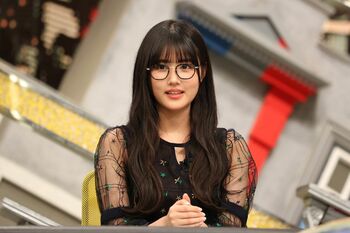 有名人の再現ドラマに、あんりがツッコみ＆原菜乃華はキレまくり！？