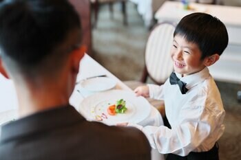【びわ湖大津プリンスホテル】夏休みの自由研究はホテルで完結！パティシエやレストランスタッフになりきる体験型プログラム「こども応援プロジェクト」開催！