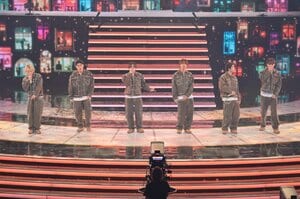 BE:FIRST 4度目の紅白で『夢中』を甘く歌い上げる 芳根京子＆本田響矢の“うぶきゅん”が社会現象になったドラマ『波うららかに、めおと日和』主題歌【第76回NHK紅白歌合戦】