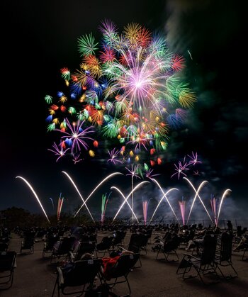 富士山花火vsスピードウェイ2026 本日より全国販売開始！