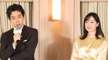 大泉洋 映画初共演の菅野美穂は“突き抜けて明るい”「『ヒャッハッハッ』という山賊たちの晩餐みたいな笑い声で分かる」