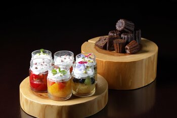 【大阪マリオット都ホテル】大切な人へ贈りたい華やかなスイーツ2種を、パティシエ仕立てのレシピでレクチャー！ペストリーシェフによる特別ランチコース付きシェフセミナーを開催