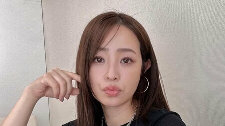 「印象全然変わる」大沢あかね “目元濃いめメイク”で雰囲気ガラリ！キリッと目元×ぷっくり唇に「国宝級ですね」とファン絶賛