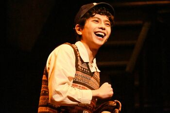 佐藤勝利、思春期の少年をコミカルに表現！舞台「ブライトン・ビーチ回顧録」開幕