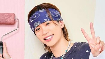 「バンダナ世界一似合ってる」神宮寺勇太 ストリート風の作業着衣装に「どタイプ」と反響！さらに平野紫耀＆岸優太とコミカルにおどけたMVオフショットも 　