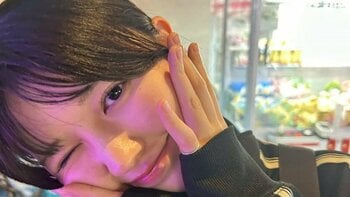「CMみたい」完熟フレッシュ・池田レイラ 冬のあったかカフェショットのワンシーンに「2枚目可愛い」とファンがうっとり