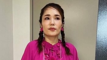 「若返った感じが」平野ノラ 髪をバッサリ切り“ゲロマブいい女”に変身！レイヤーカットで雰囲気ガラリのイメチェン姿に「お似合いです」「マブいっす」