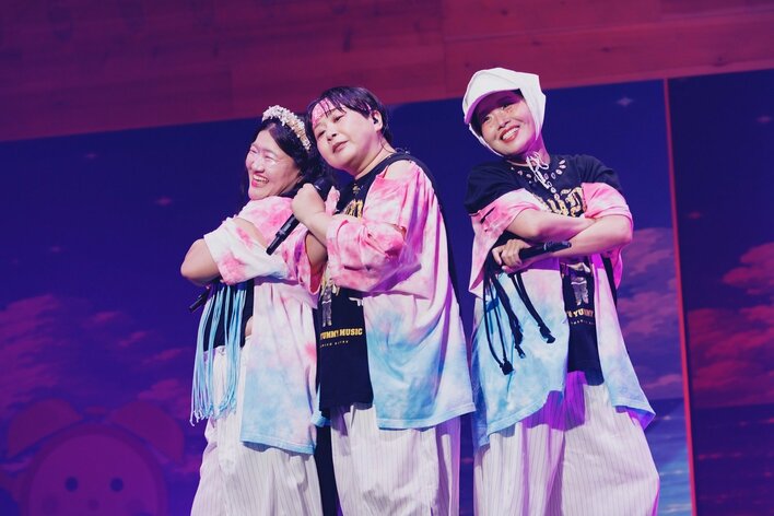 【独占＆写真19枚】超生意気！？「大人はてめぇを守ってるだけなんで！」MyMが熱いライブで会場を包む！CANDY TUNEとチョコジローとのコラボも『STAR×めざましライブ』