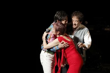 オルケスタ・デ・ラ・ルス、塩谷哲、宮沢和史が熱演！ 「オルケスタ・デ・ラ・ルス＆ソルトミヤ2026」 東京公演の模様とNORA、塩谷哲、宮沢和史のコメントをお届け