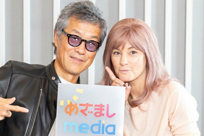 【画像12枚】梅宮アンナ夫婦初２Sインタビュー 収録中の２人の様子を写真で見る