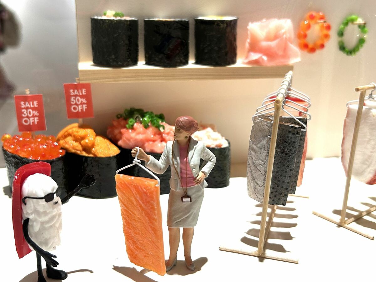 緻密でウイットに富んだアイデアがすごい！ミニチュアと“見立て”の世界