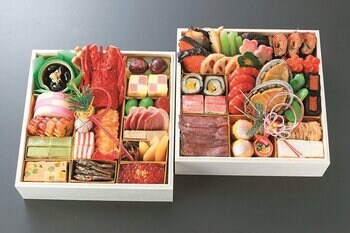 【明治記念館】“日本料理と西洋料理の各総料理長監修” 毎年好評の「おせち」が予約受付中【10月31日(土)までの予約でオリジナルだしパックプレゼント】