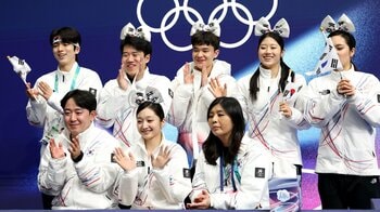 "ビジュいい”世界的超人気アイドルが五輪に降臨！「おおおおおお 来てるんだ！」真剣なまなざしでリンクを見つめる“氷の王子様”姿が話題【ミラノ・コルティナ五輪】