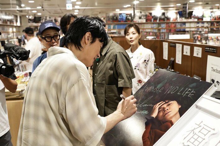 福山雅治が生田絵梨花、満島真之介、リリー・フランキーと愛する渋谷の