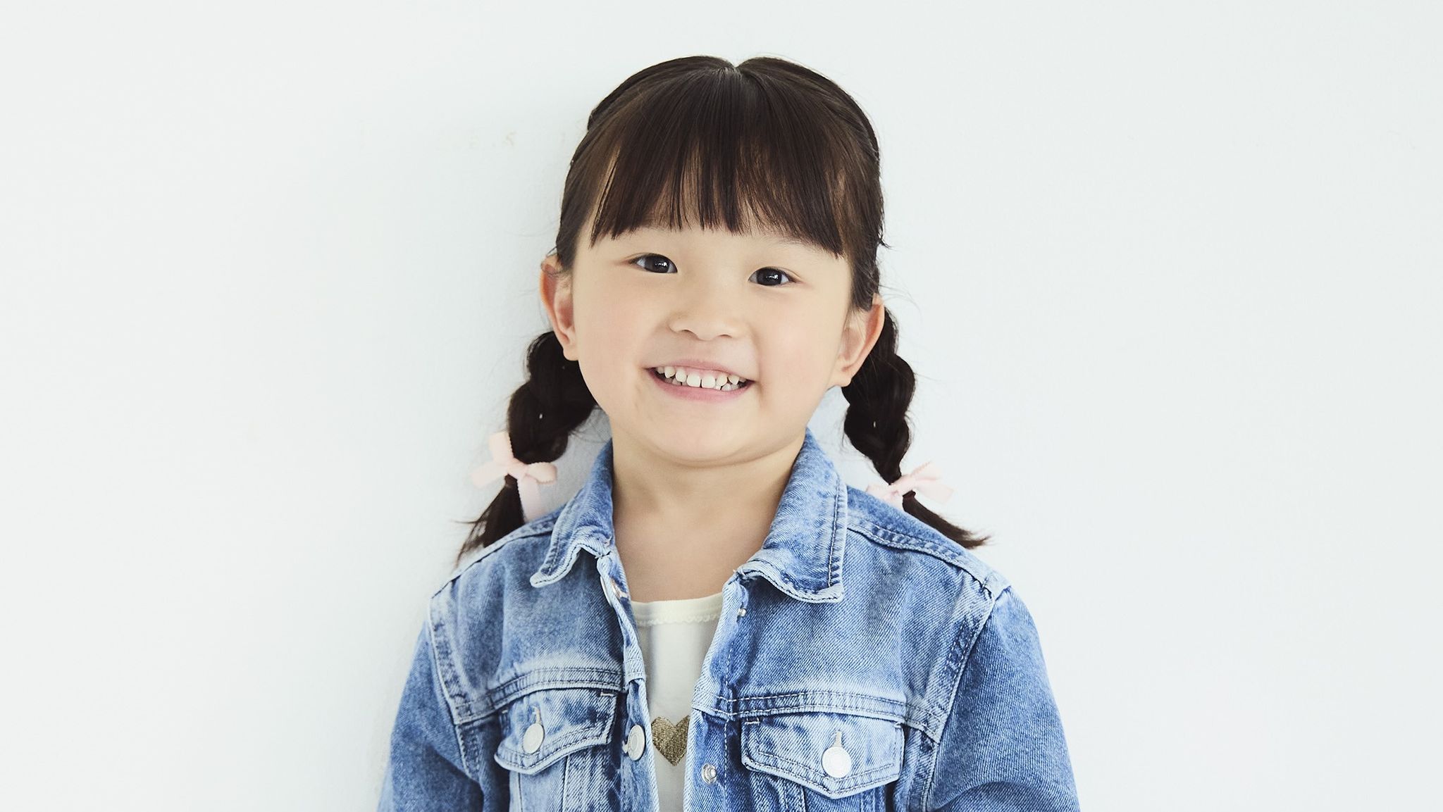 【おにゃんこぱんページ】ワンちゃん in ジブリワールド まるで“実写版ジブリ”!?ちいさな令和の歌姫 村方乃々佳(6) が