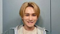 「新鮮」町田啓太 新ヘアに雰囲気ガラリ！シャツのボタン開けたブラックコーデを披露「美の暴力や」「色気が凄すぎて」