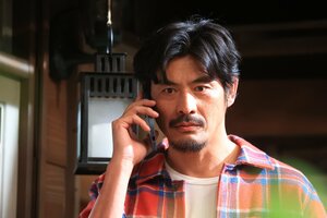 坂口憲二が演じる長倉真平の“これまで”をプレイバック！千明（小泉今日子）との短い恋＆最愛の知美（佐津川愛美）との出会い　月9ドラマ『続・続・最後から二番目の恋』