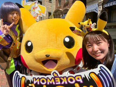 写真72枚】USJハロウィンで『DJ ピカチュウ』との2Sに大興奮