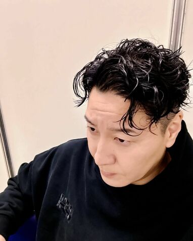 雰囲気が今までと違う」チョコプラ長田 スタイリッシュなパーマに