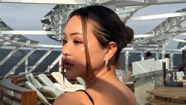 豪華客船での“美尻”際立つ水着ショットに絶賛の嵐！4児の母のYouTuber・マリリン “圧巻のスタイル”披露「内面からキラキラ」「理想的」