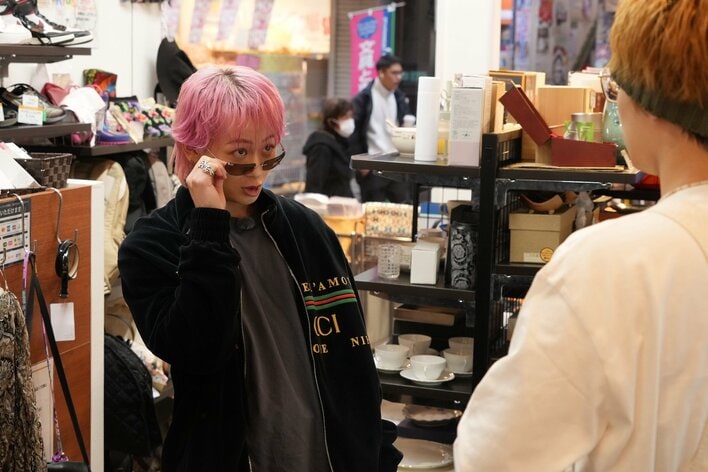 【写真6枚】タカシの“ファンタジーツッコミ”を引き出すため、超特急のメンバーが奮闘