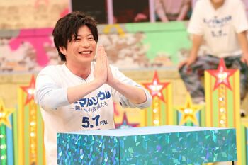 田中圭、岸優太に「インサイダーであれ！」新ゲームで“仲良し”薮宏太＆佐藤勝利が華麗なフライング