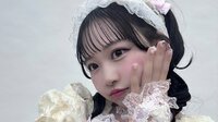 「どんな寝方」FRUITS ZIPPER松本かれん 独特な寝姿に反響！ MV撮影中のオフショットでスヤスヤと器用に眠る姿に「赤ちゃんかと思った」