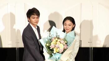 「こういうの嫌だろうと思いながら来た」北村匠海 12年来の盟友・三浦透子を祝福