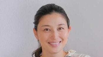 橋本マナミ　生まれたばかりの第２子との親子ツーショットを公開！育児の大変さと今後の楽しみについても明かす