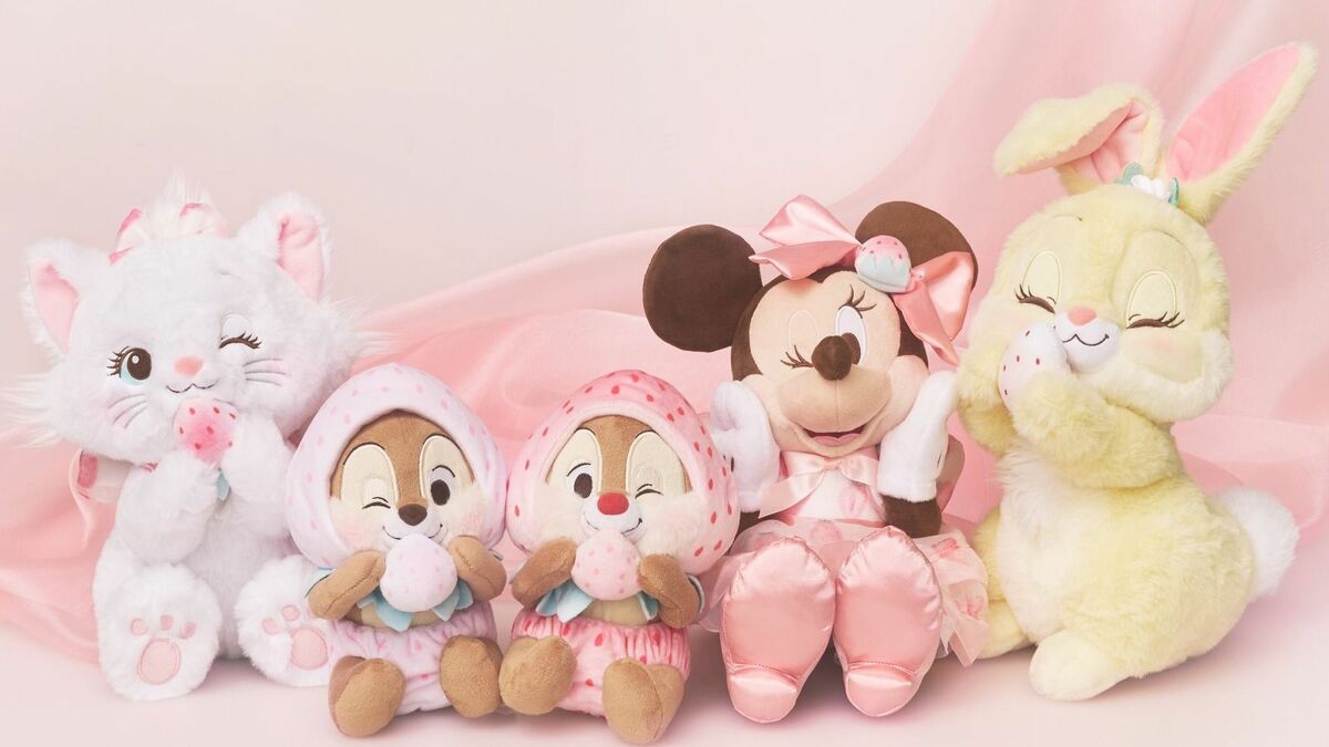 華麗 ミニーたちのぬいぐるみから甘い香り！？イチゴコスチュームに ミニーマウス
