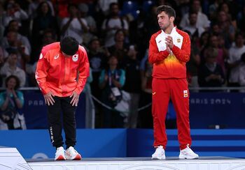 柔道銅メダル永山竜樹 「待て」の後も絞め技継続ガリゴスとの2S写真公開「彼から謝罪の言葉」【パリ五輪】